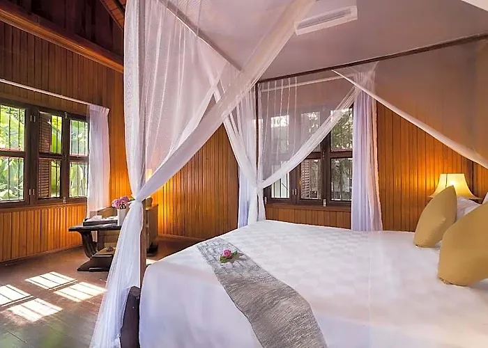 Wat Po House Hotel 4*