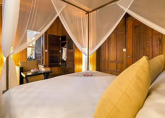 Wat Po House 4*